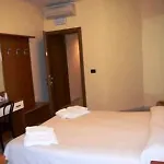 Hotel Mary