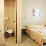 Mary Hotel 3*