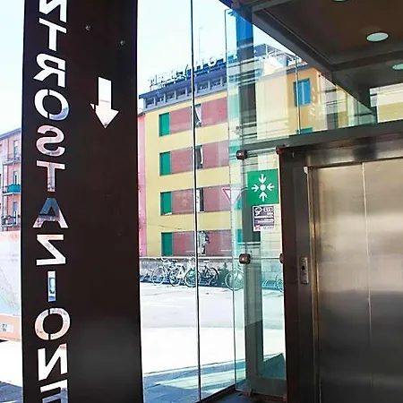Hotel Mary 3*