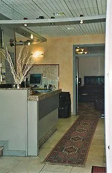 Hotel Mary 3*