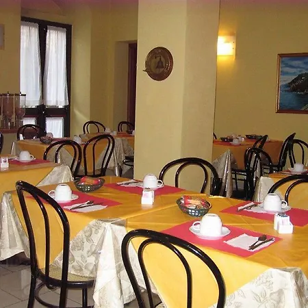 Mary 3* La Spezia