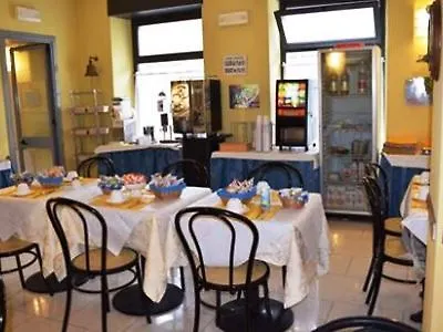 玛丽酒店 酒店