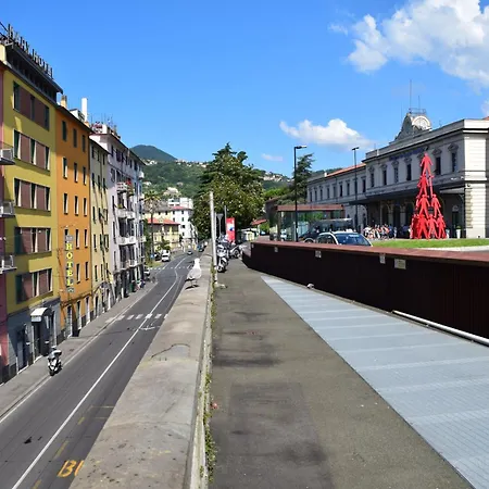 Mary Ла-Спеція