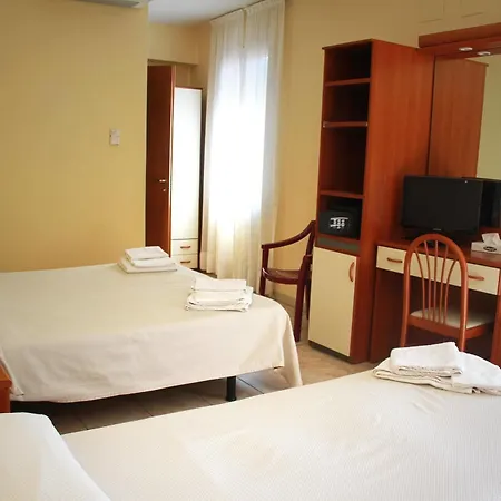 Mary Hotel 3*