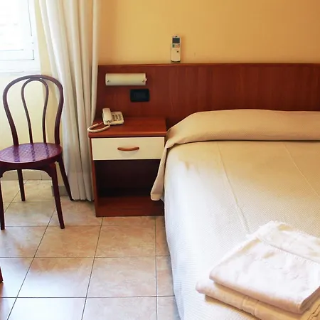 Mary Hotel 3*