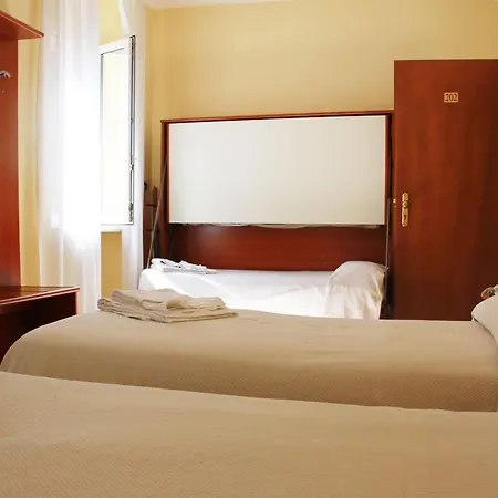 Mary Hotel 3*
