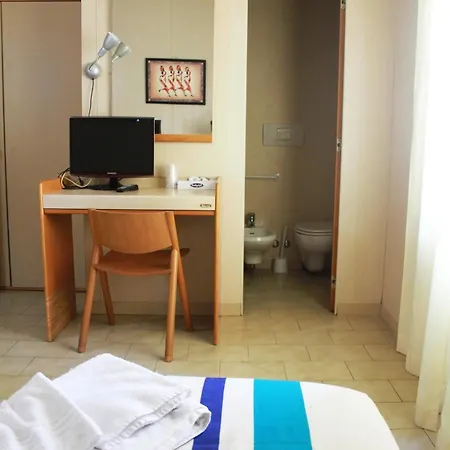 Mary Hotel 3*