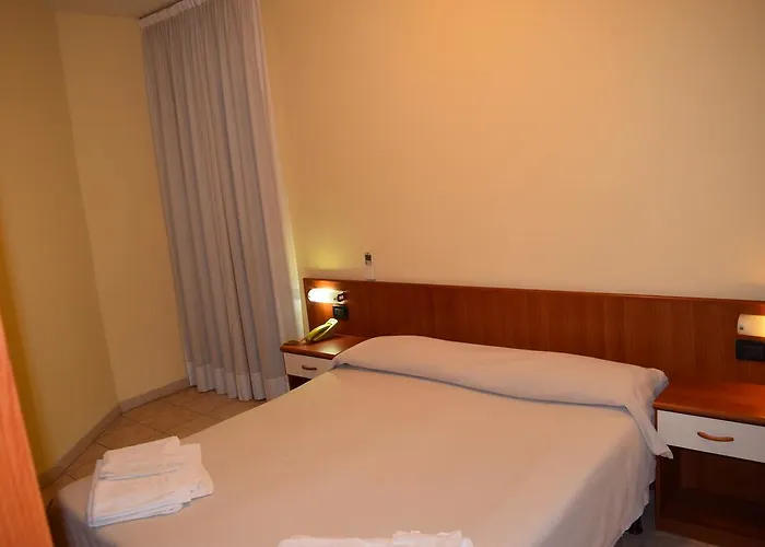 Mary Ла-Спеція